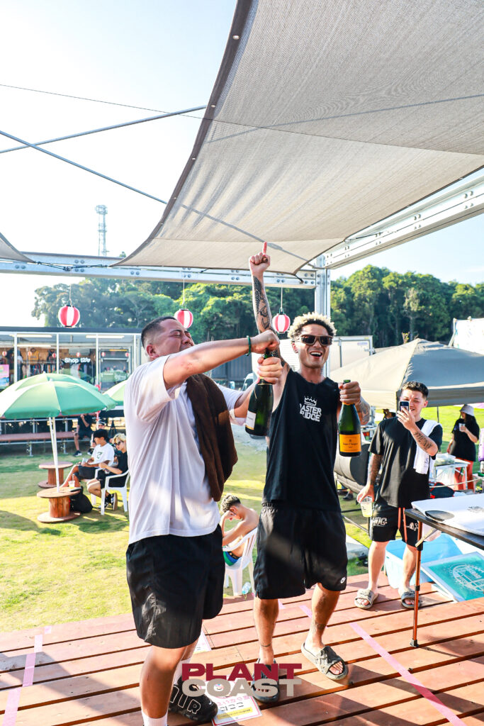 「PLANT COAST 02」at No.12 Kashima Fan Zone｜サウナと音楽が融合した鹿嶋発のカルチャーフェスティバル。会場の熱気と“ととのい”が交差する一夜。